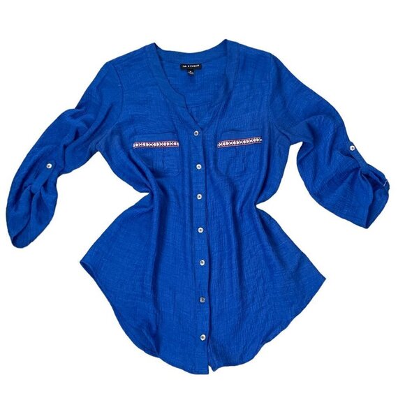 I.N. Studio Button Front Top Roll Tab Sleeve Sz M Blue #106B - Picture 2 of 8